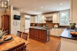 5 UNDERCLIFFE AVENUE | Hamilton Ontario | Slide Image Fifteen