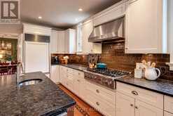 5 UNDERCLIFFE AVENUE | Hamilton Ontario | Slide Image Sixteen