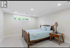 29 WESTWOOD LANE | Richmond Hill Ontario | Slide Image Fifteen