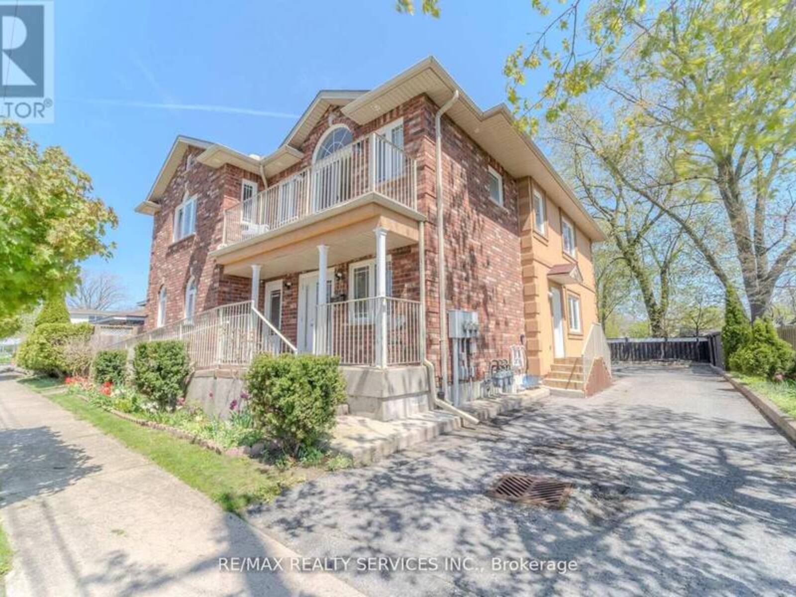 8006 NORTON STREET S, Niagara Falls, Ontario L2G 6R9