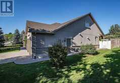 151 MOORE CRESCENT | Ancaster Ontario | Slide Image Forty