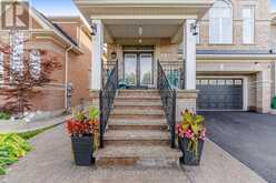 11 SWALES CRESCENT | Brampton Ontario | Slide Image Four