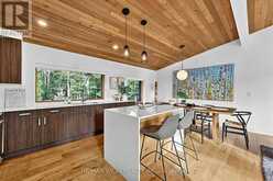 112 KITZBUHL CRESCENT | The Blue Mountains Ontario | Slide Image Thirteen