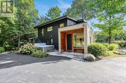 112 KITZBUHL CRESCENT | The Blue Mountains Ontario | Slide Image Four