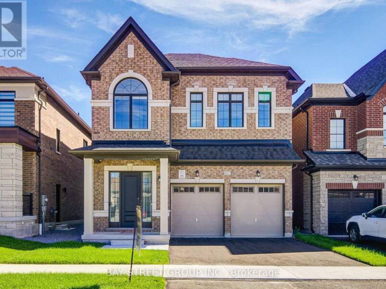 427 CORONATION ROAD, Whitby, Ontario L1P 1Y2