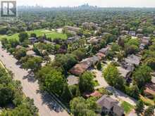 56 GRANGEMILL CRESCENT | Toronto Ontario | Slide Image Eight