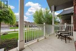 60 BROWNLEY LANE | Angus Ontario | Slide Image Three