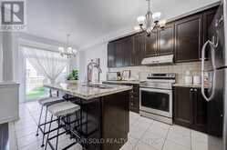 3 CHAO CRESCENT | Richmond Hill Ontario | Slide Image Sixteen