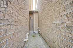 3 CHAO CRESCENT | Richmond Hill Ontario | Slide Image Forty-five