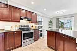 70 THORNLODGE DRIVE | Georgina Ontario | Slide Image Twelve