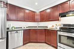 70 THORNLODGE DRIVE | Georgina Ontario | Slide Image Thirteen