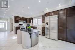 30 ELMEADE LANE | Whitchurch-Stouffville Ontario | Slide Image Nine