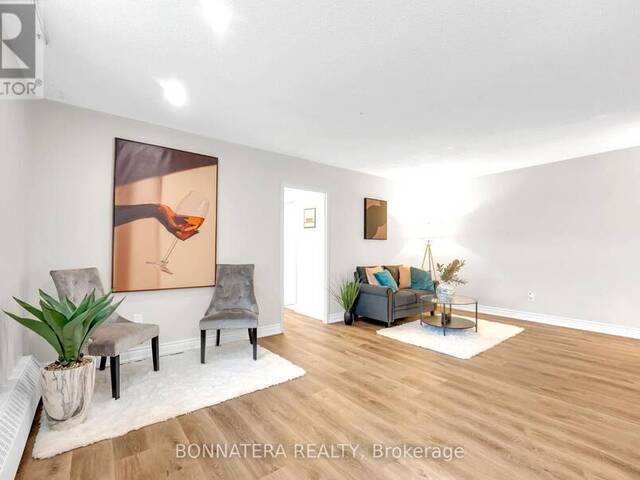 905 - 3065 QUEEN FREDERICA DRIVE Mississauga Ontario, L4Y 3A3 - 2 Bedrooms Condo For Sale