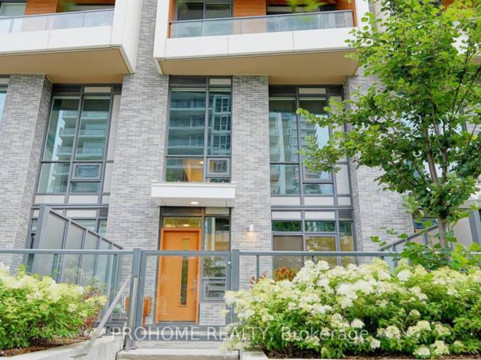111 - 27 MCMAHON DRIVE, Toronto, Ontario M2K 0J2