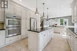 1036 VALLEY CREST CIRCLE | Oakville Ontario | Slide Image Nine