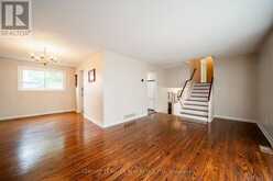 557 TRAFFORD CRESCENT | Oakville Ontario | Slide Image Five