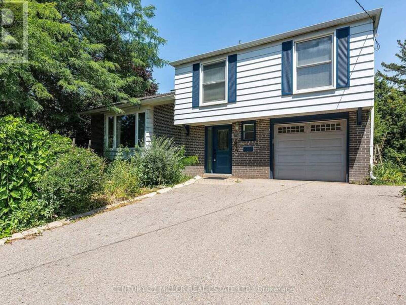 557 TRAFFORD CRESCENT, Oakville, Ontario L6L 3T4