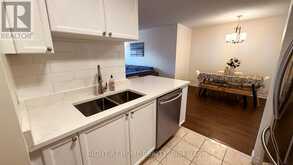 308 - 2300 PARKHAVEN BOULEVARD | Oakville Ontario | Slide Image Twelve