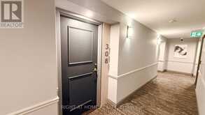 308 - 2300 PARKHAVEN BOULEVARD | Oakville Ontario | Slide Image Four