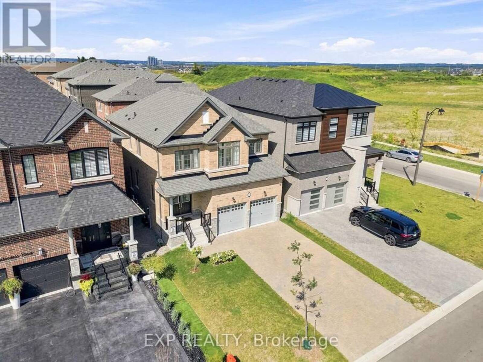 2144 HALLANDALE STREET, Oshawa, Ontario L1L 0T8