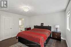 21 ENGLISH OAK DRIVE | Richmond Hill Ontario | Slide Image Thirteen