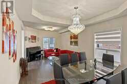 21 ENGLISH OAK DRIVE | Richmond Hill Ontario | Slide Image Five