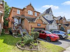 21 ENGLISH OAK DRIVE Richmond Hill Ontario, L4E 3W1