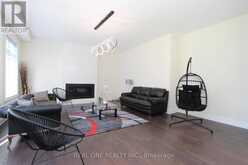 108 SILK TWIST DRIVE | East Gwillimbury Ontario | Slide Image Three