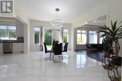 108 SILK TWIST DRIVE | East Gwillimbury Ontario | Slide Image Seven