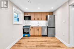 986 SRIGLEY STREET | Newmarket Ontario | Slide Image Thirteen