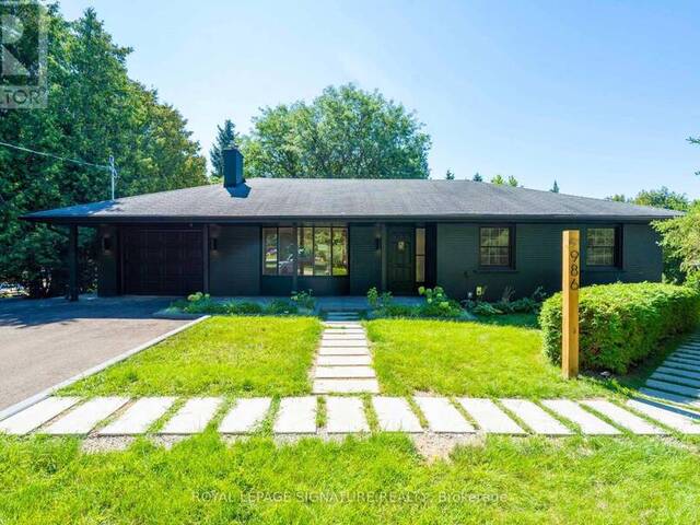 986 SRIGLEY STREET Newmarket Ontario, L3Y 1Y3 - 5 Bedrooms Home For Sale
