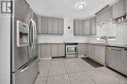 3 TWIN WILLOW CRESCENT | Brampton Ontario | Slide Image Eight
