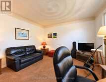 660 BURGESS AVENUE | Hamilton Ontario | Slide Image Thirteen