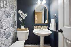 4 - 2970 BERWICK DRIVE | Burlington Ontario | Slide Image Twelve