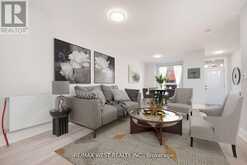 115 EDWIN AVENUE | Toronto Ontario | Slide Image Twelve