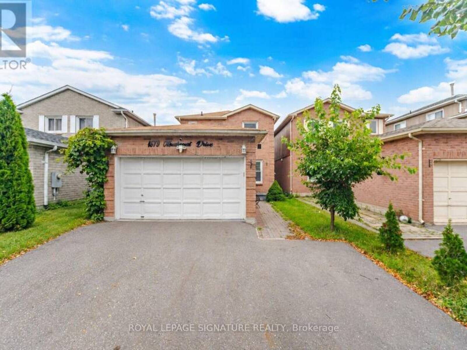 1579 MARSHCOURT DRIVE, Pickering, Ontario L1V 6G5