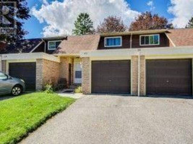 61 - 341 MILITARY TRAIL Toronto Ontario, M1E 4E4 - 3 Bedrooms Condo For Sale