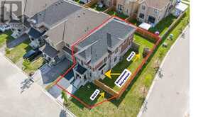 20 VIOLA STREET | East Gwillimbury Ontario | Slide Image Three