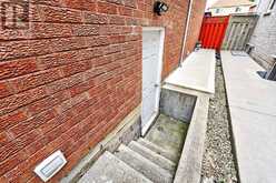 47 TWISTED OAK STREET | Brampton Ontario | Slide Image Thirty-seven