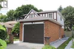 6 ABERFELDY CRESCENT | Markham Ontario | Slide Image Three