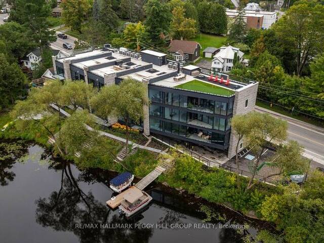 305 - 32 BRUNEL ROAD Huntsville Ontario, P1H 1P5 - 3 Bedrooms Waterfront Condo For Sale