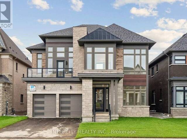 17 GARRIOCK HALL AVENUE King Ontario, L7B 0S8 - 4 Bedrooms Home For Sale