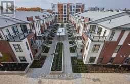 110 - 140 CANON JACKSON DRIVE | Toronto Ontario | Slide Image Eight