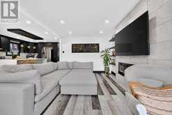 344 QUEENSDALE AVENUE | Hamilton Ontario | Slide Image Eight