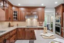 48 WOODEND DRIVE | Hamilton Ontario | Slide Image Thirteen
