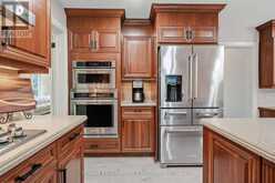 48 WOODEND DRIVE | Hamilton Ontario | Slide Image Fifteen