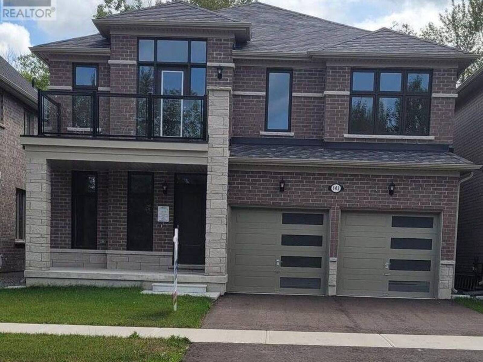 143 DOVEDALE DRIVE, Georgina, Ontario L4P 0S6