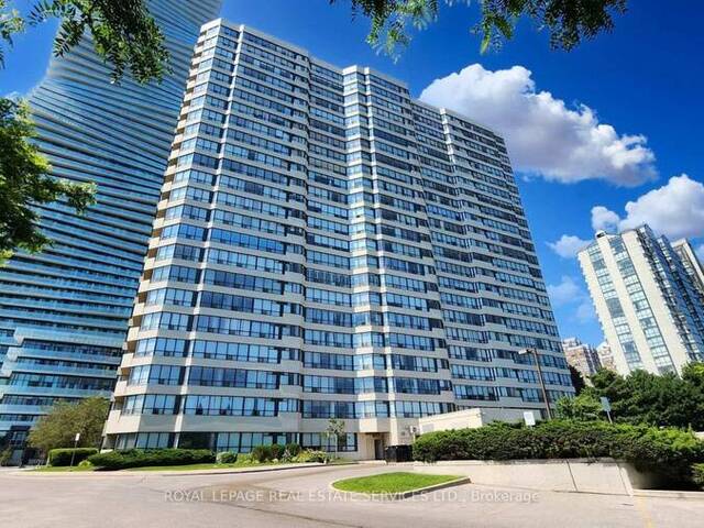 2010 - 400 WEBB DRIVE Mississauga Ontario, L5B 3Z7 - 3 Bedrooms Condo For Sale