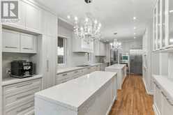 42 RYKERT CRESCENT | Toronto Ontario | Slide Image Twelve