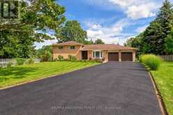 13 TOBY COURT | East Gwillimbury Ontario | Slide Image One